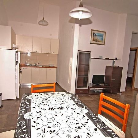 Apartment Urem Biograd Na Moru Exteriör bild