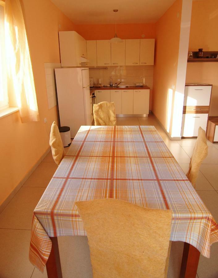 Apartment Urem Biograd Na Moru Exteriör bild
